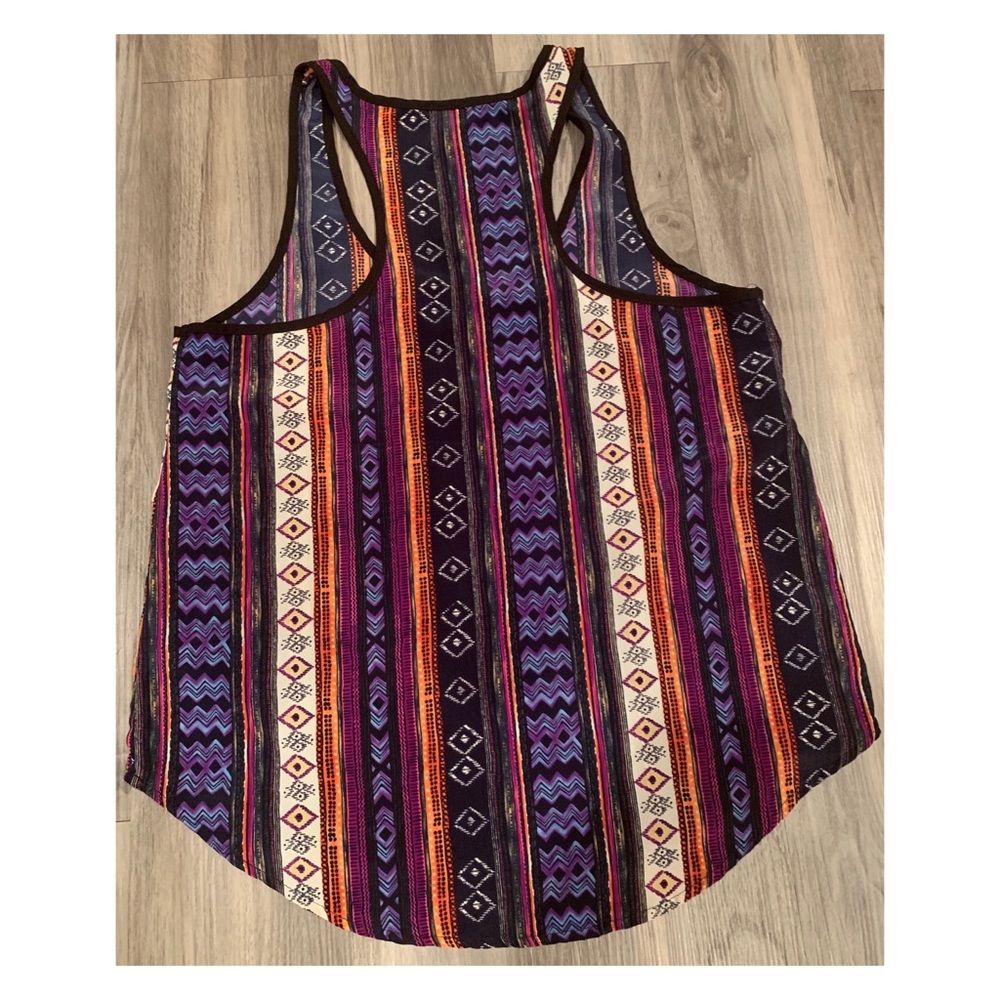 Patterned tank top - Picture 2 of 3